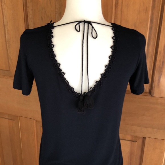Elie Tahari Short Sleeve Navy Knit Top New w/Tags - Picture 6 of 9